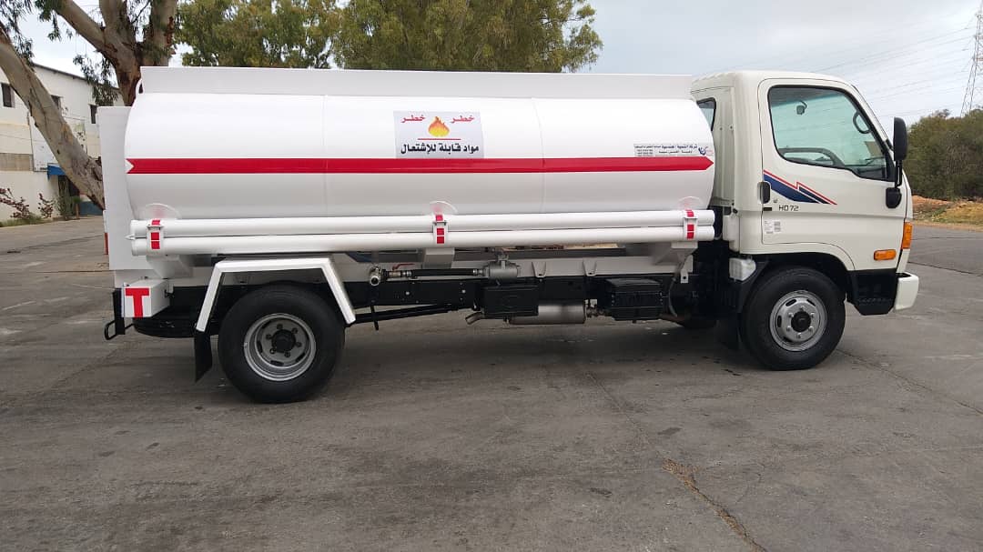 خزانات نقل مياه ووقود 3000-6000 لتر