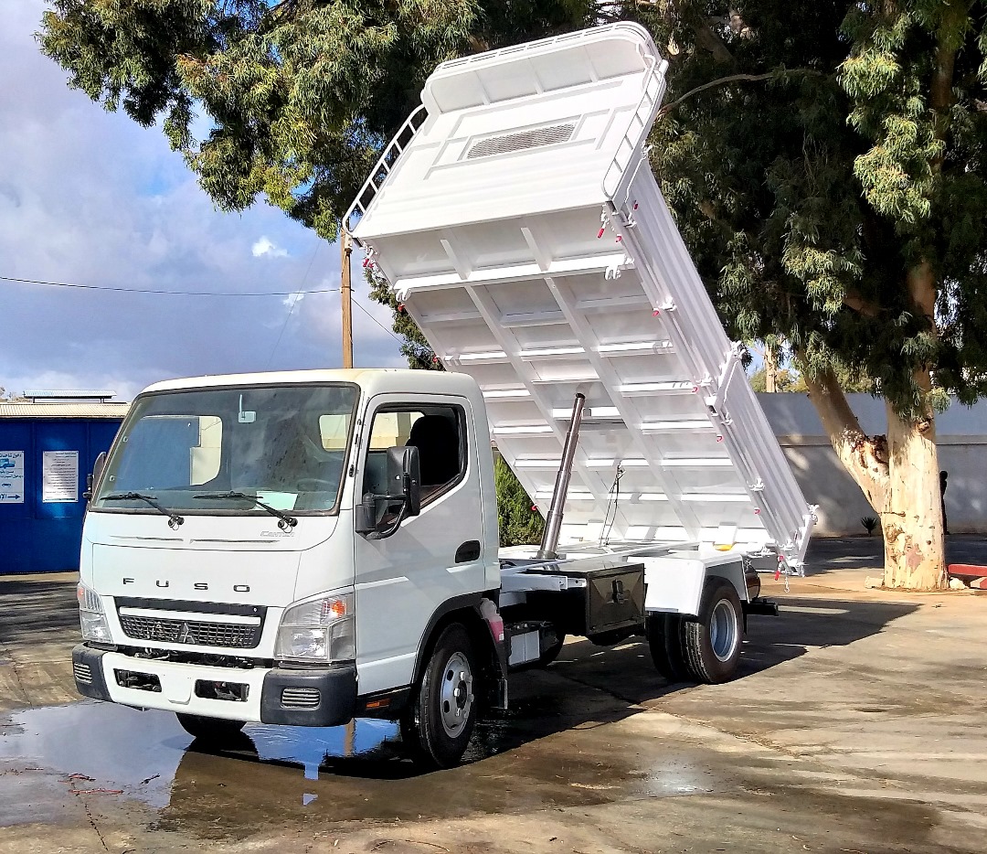 صندوق قلاب شاحنات خفيفة ثلاث اتجاهات