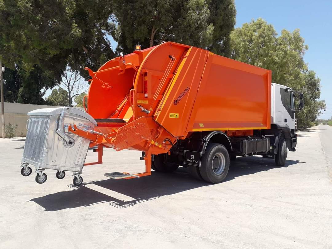 ضاغطة القمامة 16 متر